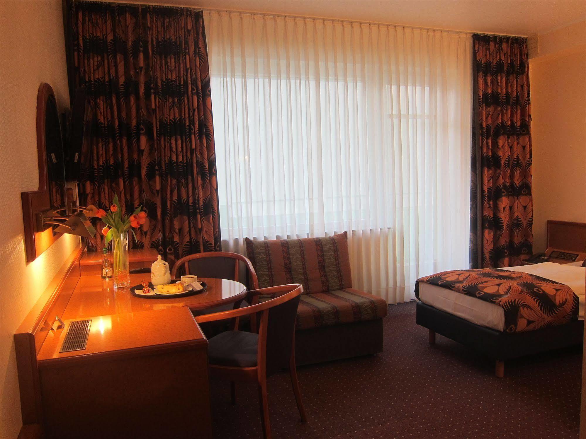 Hotel Atrium Berlin Exterior photo
